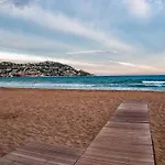 Apartman In With Waterfront Views Roses