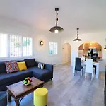 In With Waterfront Views *